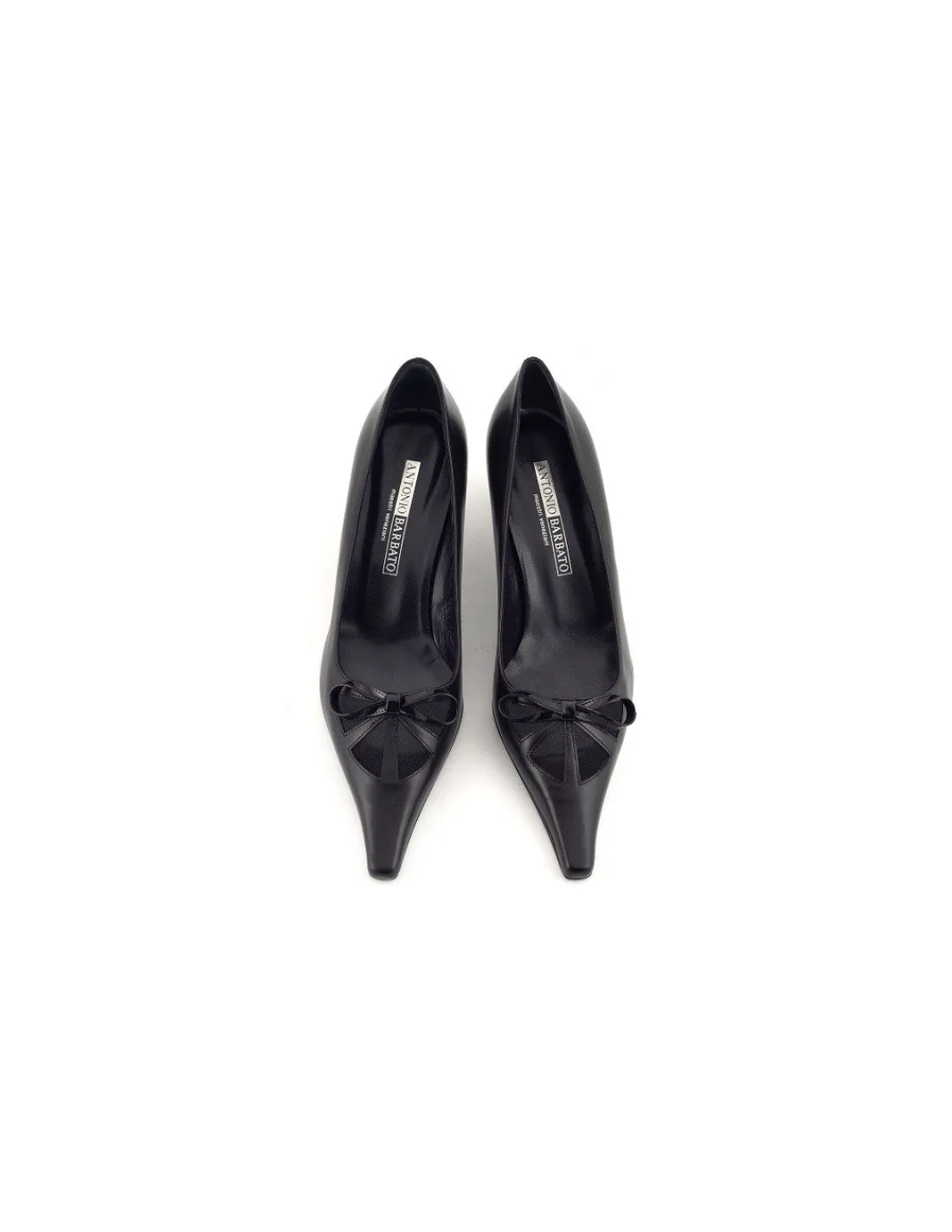 Damskie Antonio Barbato czolenka z rozeta i lakierowana kokardka, czarna skora, zgrabne niskie obcasy