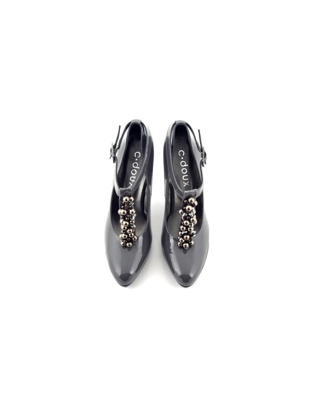 c_doux_czolenka_mary_jane_3.webp Damskie C.doux c. DOUX czolenka Mary Jane z ozdoba na pasku, grafitowa lakierowana skora i stabilne obcasy