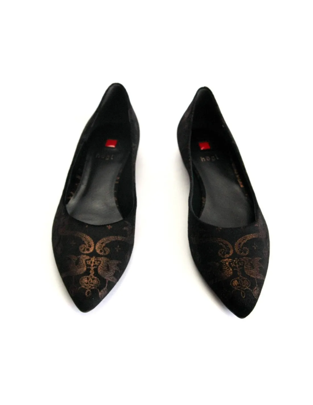 Damskie HOGL baleriny, czarna zamszowa skora i mosiezny barokowy wzor