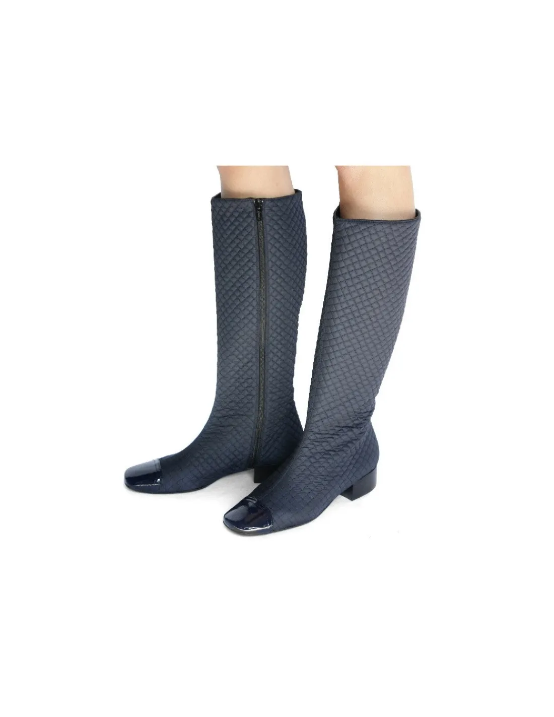 Damskie Mascaro kozaki granatowe pikowane z zamkiem, lakierowane noski i plaskie obcasy