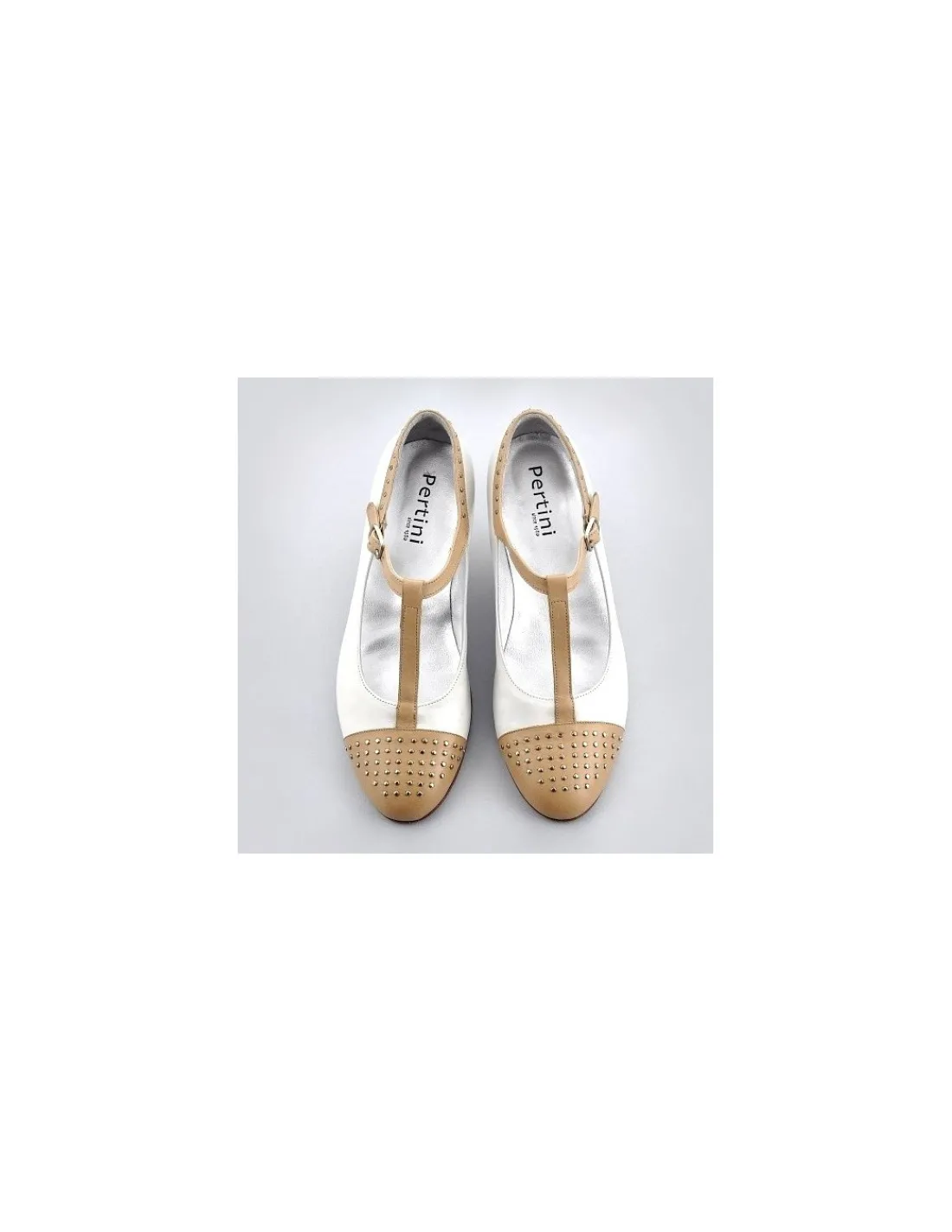 Damskie Pertini baleriny z paseczkiem Mary Jane, nosek z cwiekami, w calosci skora off-white i bez